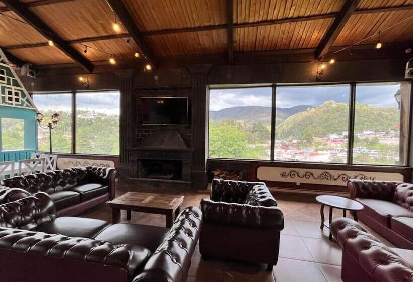 هتل Quinta La Huerta