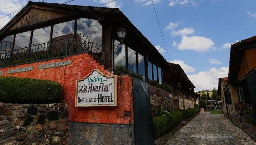 هتل Quinta La Huerta