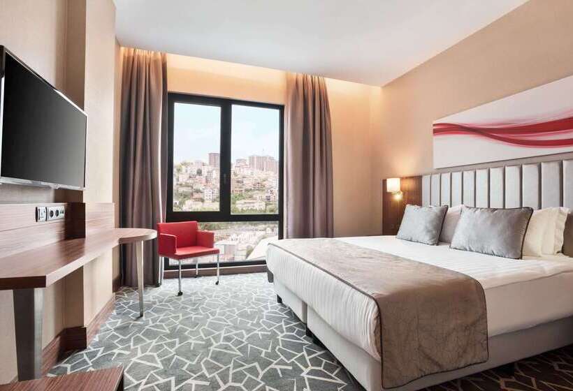 Fotos del hotel Ramada By Wyndham Istanbul Alibeykoy:  2