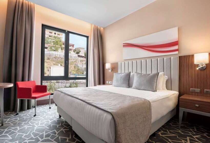 Fotos del hotel Ramada By Wyndham Istanbul Alibeykoy:  3