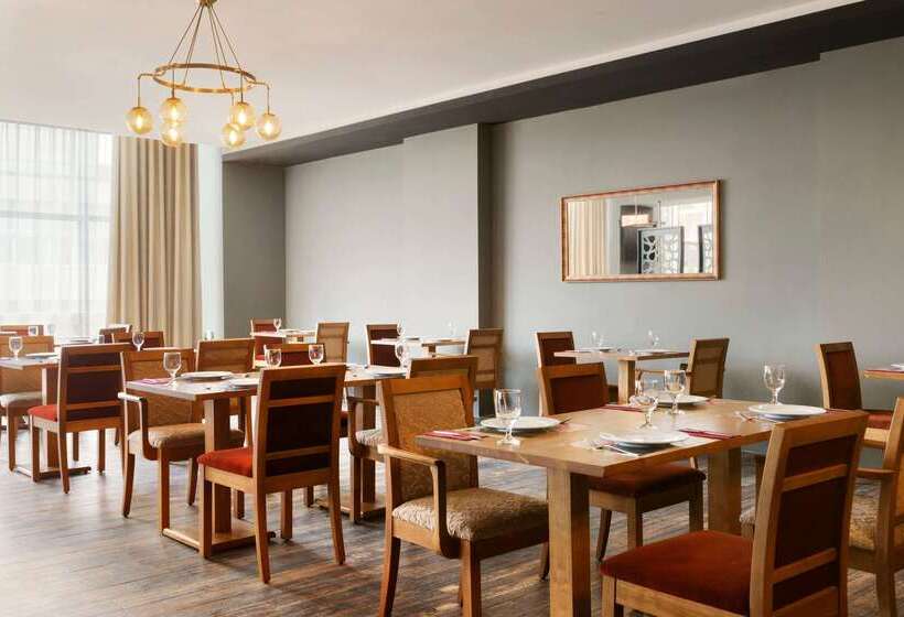 هتل Ramada By Wyndham Soma