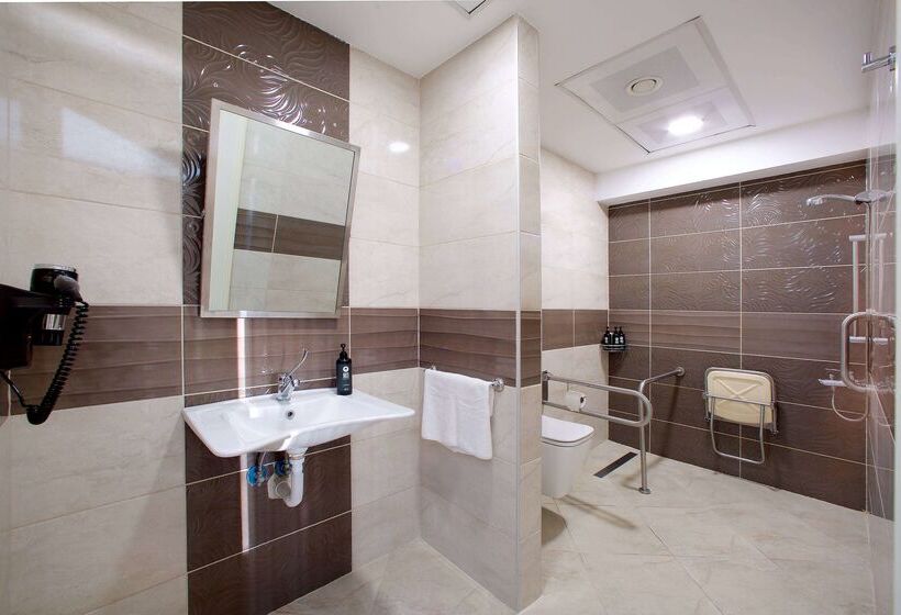 هتل Ramada By Wyndham Soma