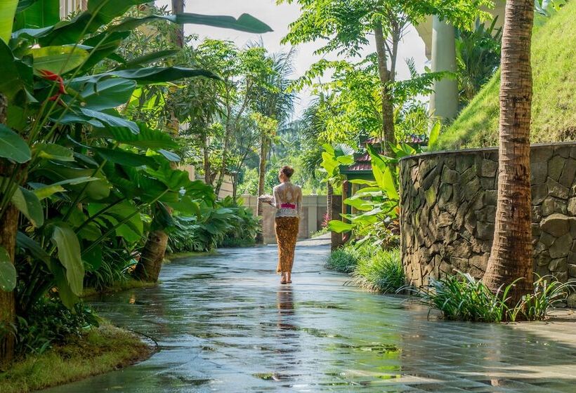 هتل Seres Springs Resort & Spa, Singakerta