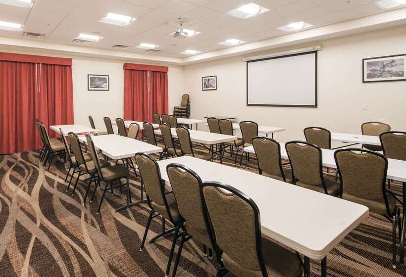 בית מלון כפרי Sleep Inn & Suites Hurricane Zion Park Area