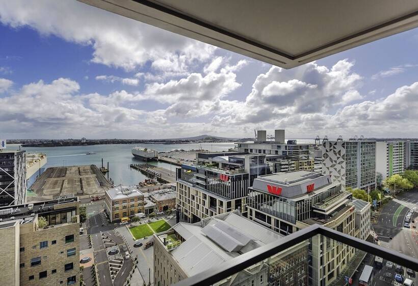 هتل So/ Auckland