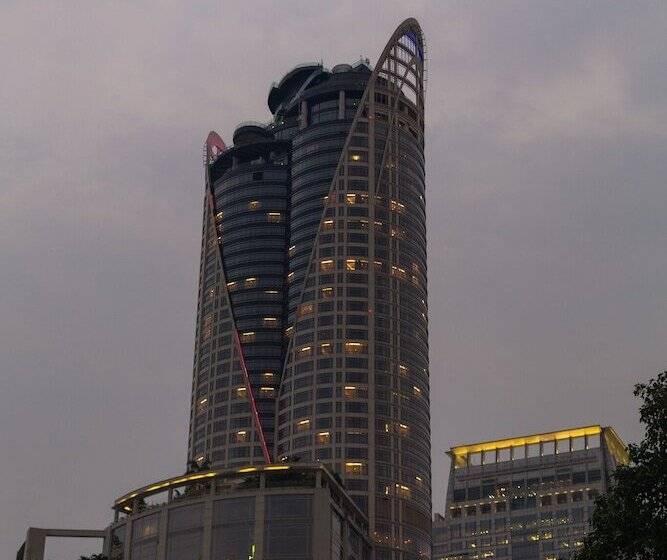 Sovereign Group Hotel At Pratunam