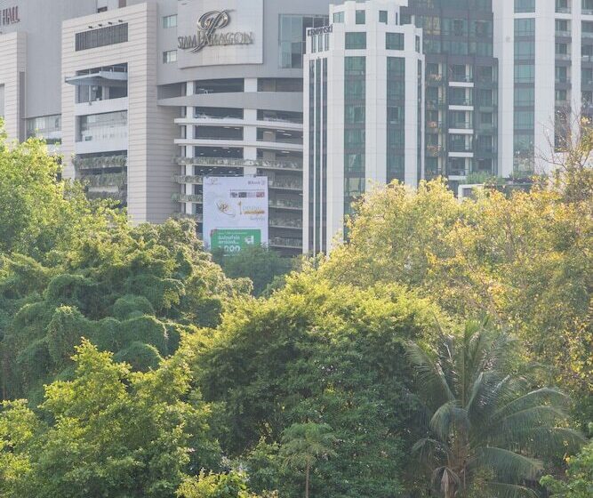 Sovereign Group Hotel At Pratunam