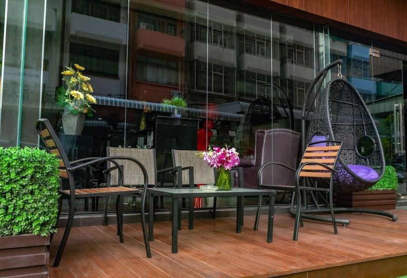 Sovereign Group Hotel At Pratunam