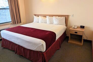 هتل Travelodge By Wyndham Deadwood