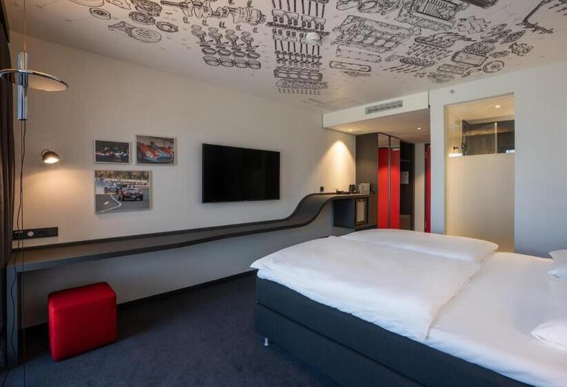 V8 Hotel Köln At Motorworld