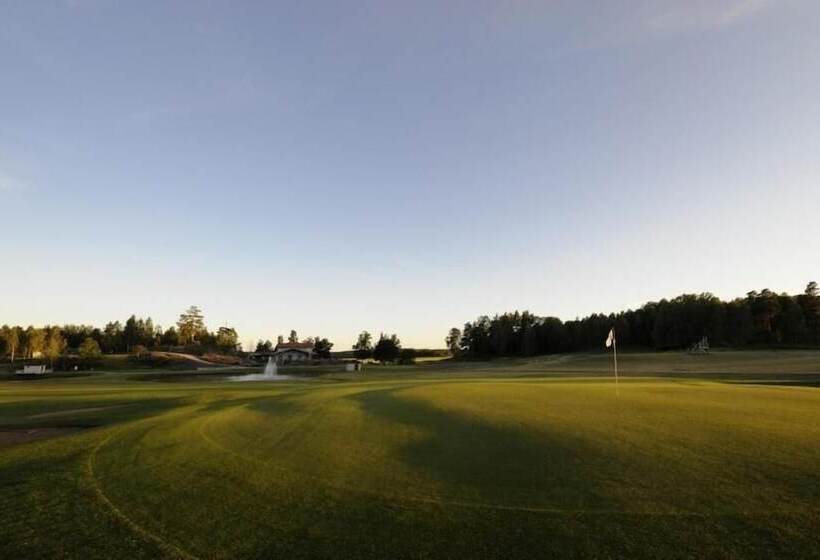 استراحتگاه åda Golf & Country Club