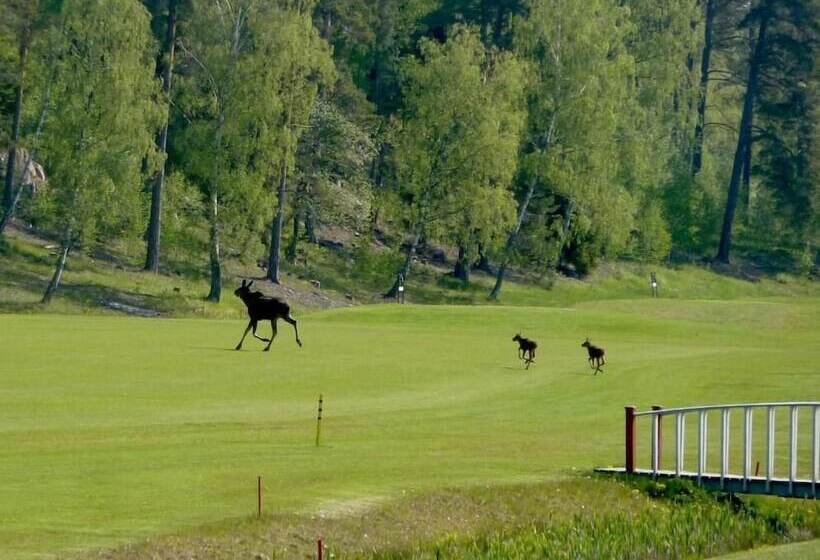 استراحتگاه åda Golf & Country Club