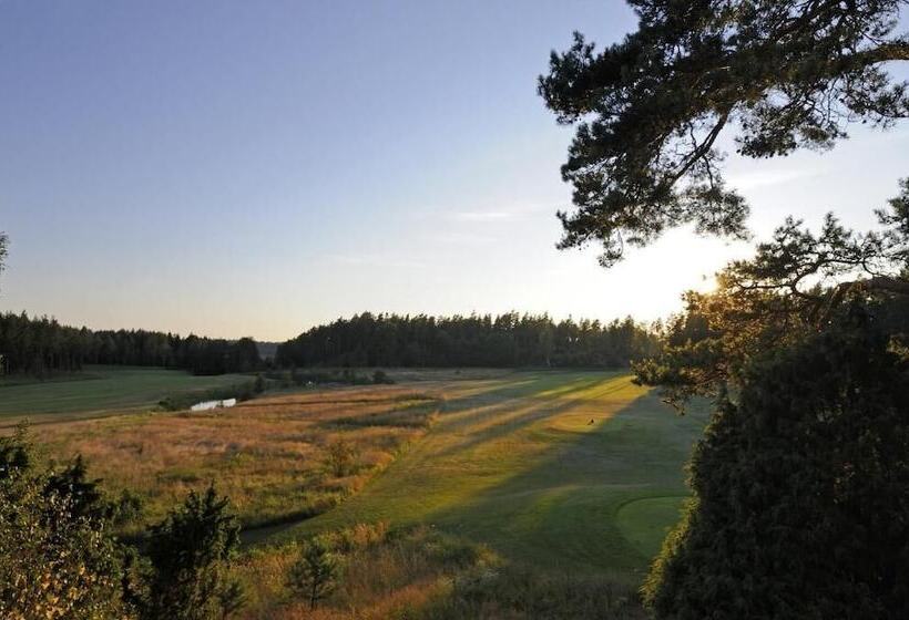 استراحتگاه åda Golf & Country Club