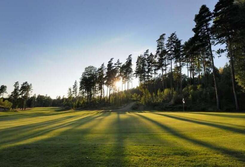 استراحتگاه åda Golf & Country Club
