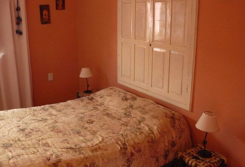 فندق صغير Hostal La Antigua