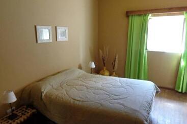 הוסטל Hostal La Antigua