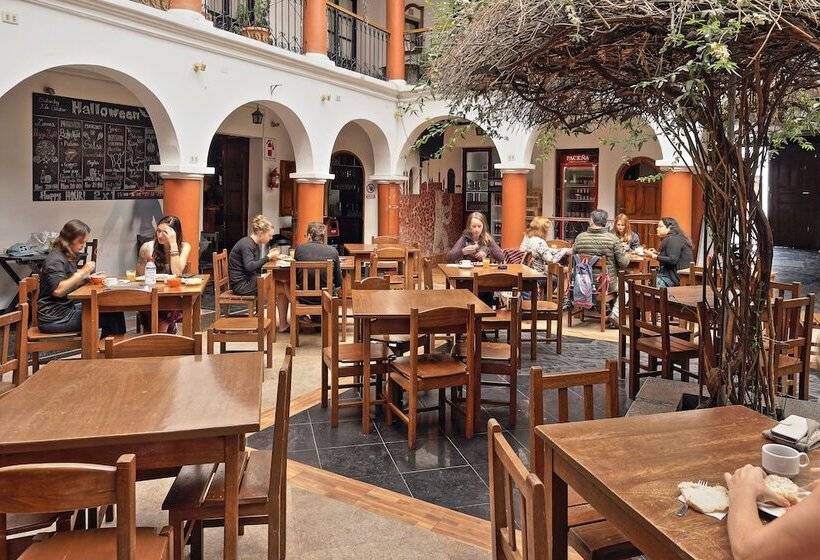 Kulturberlin Party Hostel