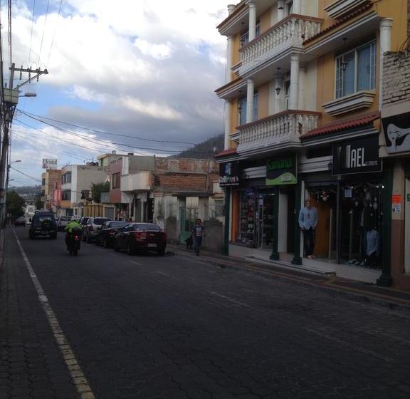 هاستل Samana Hostal