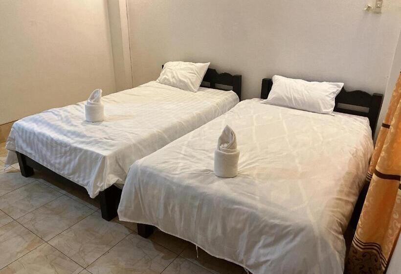 تختخواب و صبحانه Sabaidee Hotel Vang Vieng
