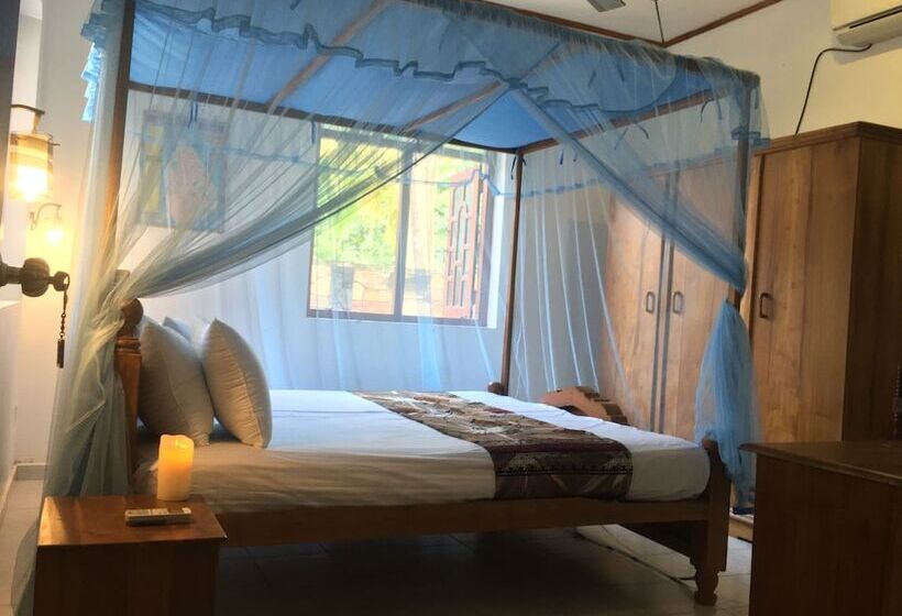 تختخواب و صبحانه Swiss Villa Beruwala