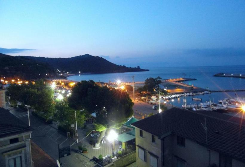 فندق Albergo Riccio