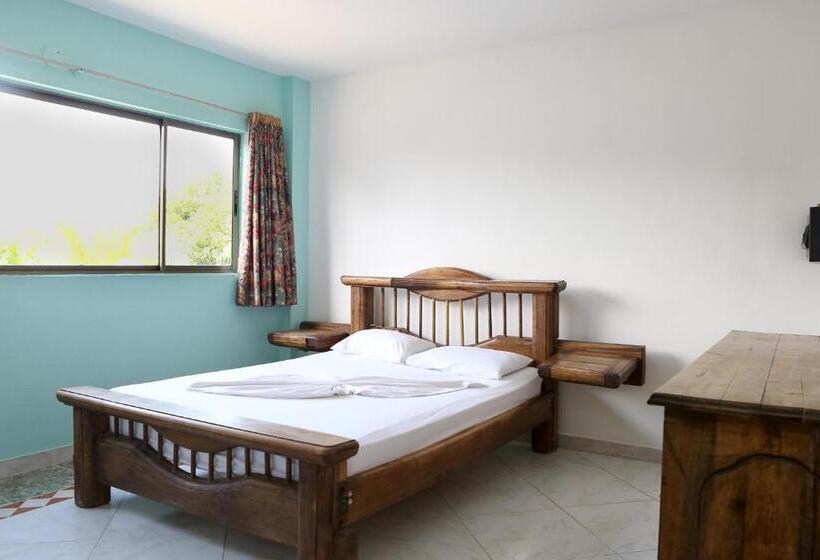 هتل Anamichu Suites