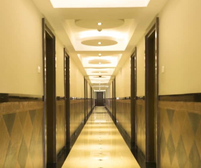 酒店 Clinton Park Inn