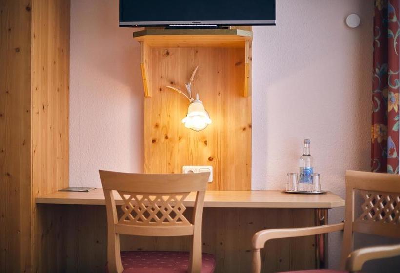 ホテル Hochwald Lodge