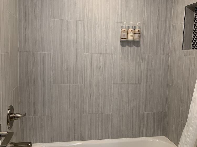 فندق على الطريق Sakura Inn