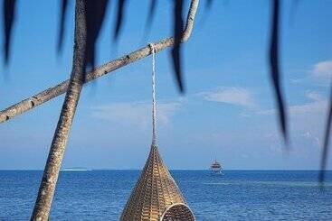 استراحتگاه Nay Palad Hideaway All Inclusive Stay