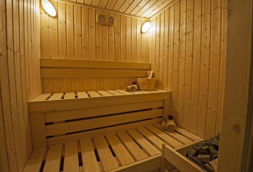 استراحتگاه Rivoli Suites
