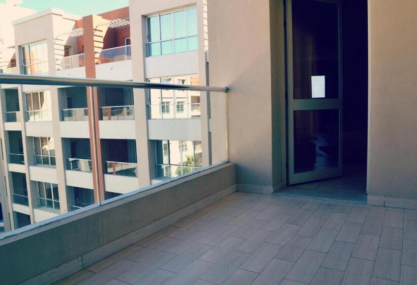 استراحتگاه Rivoli Suites