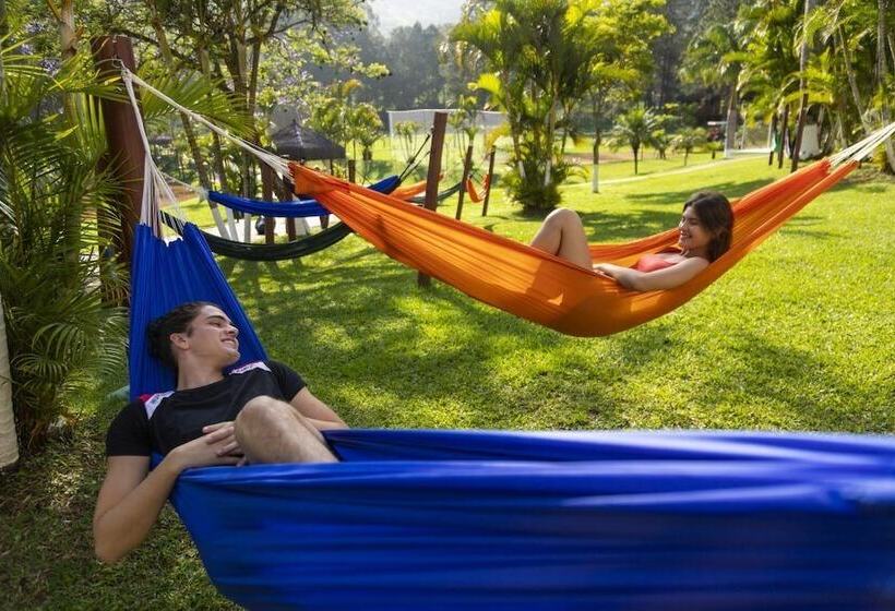 Vale Suíço Resort