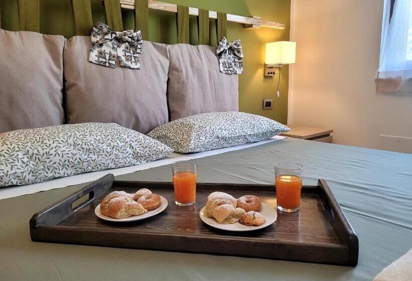 تختخواب و صبحانه Pompei Suite