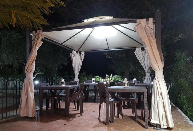 تختخواب و صبحانه Relais La Villa