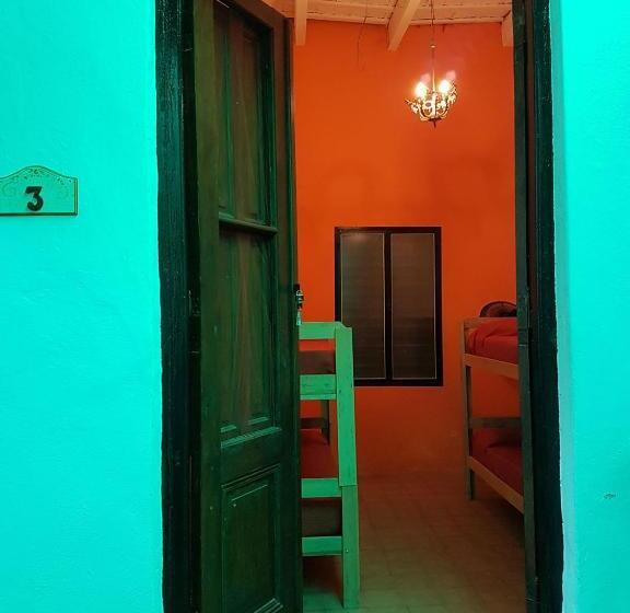 Hostel La Fortaleza