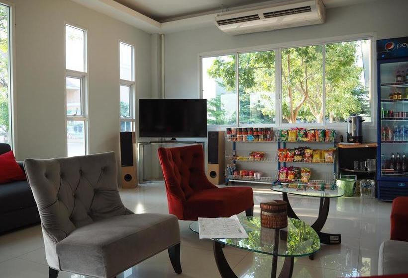 فندق Chaiyaphum Park