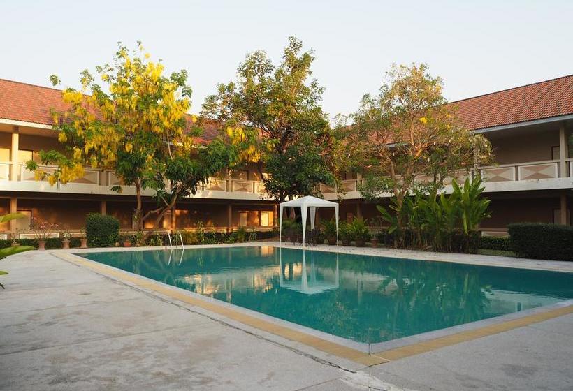 فندق Chaiyaphum Park