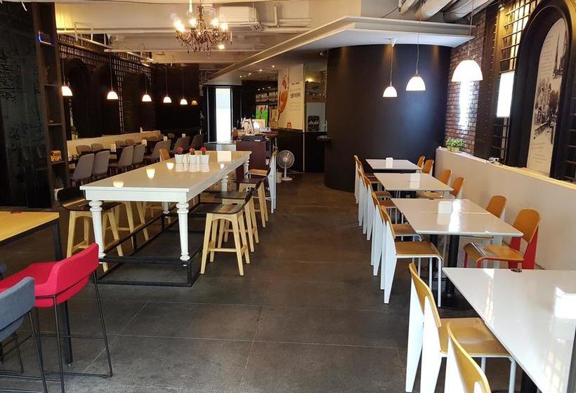 בית מלון כפרי Bolton