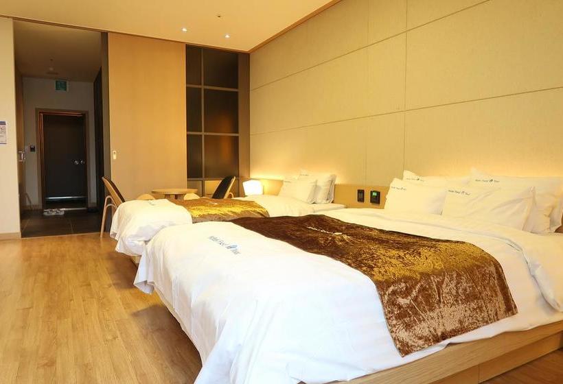 בית מלון כפרי Bolton