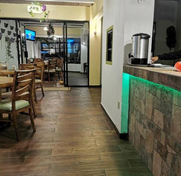 Fotos del hotel Venados Inn:  46
