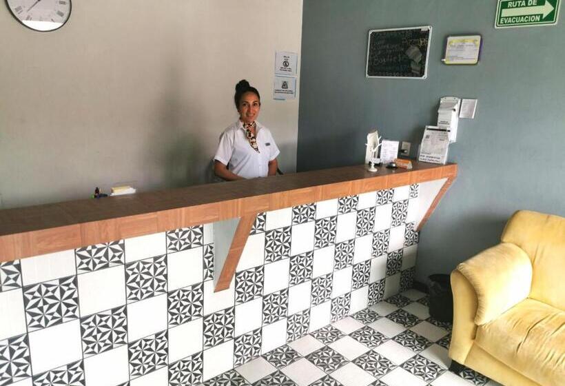 Fotos del hotel Venados Inn:  28