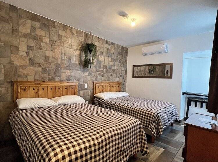 Fotos del hotel Venados Inn:  2