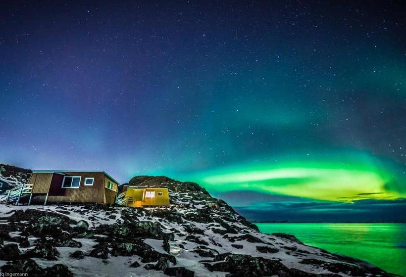 Inuk Hostels