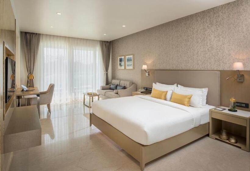 استراحتگاه Kabir Hotel & Spa