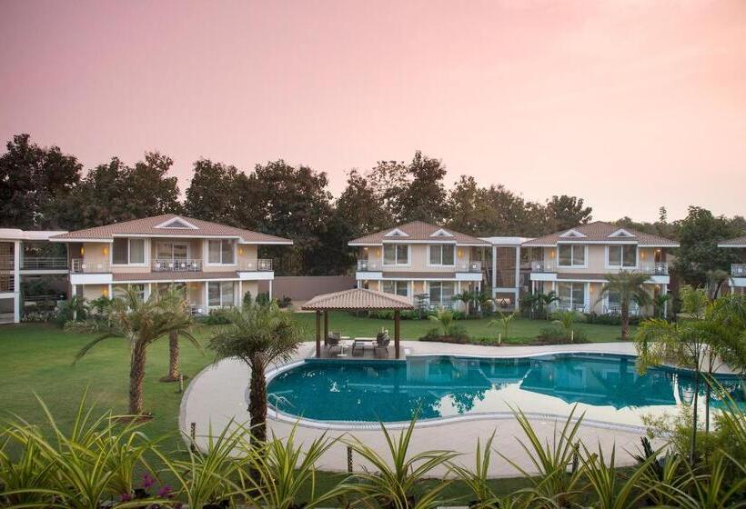 استراحتگاه Kabir Hotel & Spa