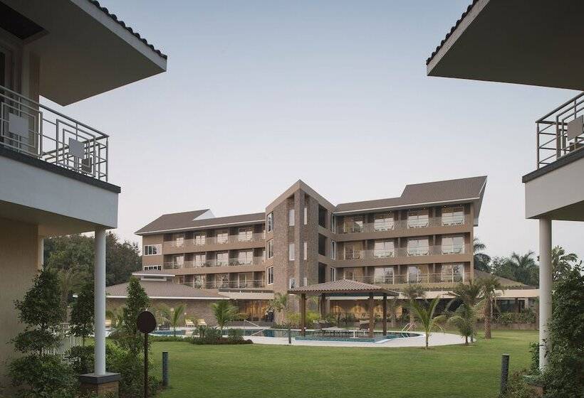 استراحتگاه Kabir Hotel & Spa