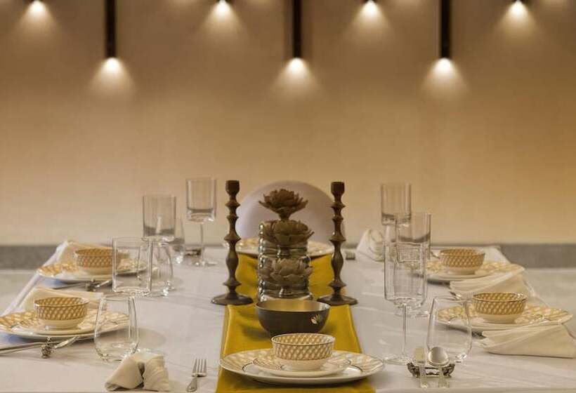 استراحتگاه Kabir Hotel & Spa