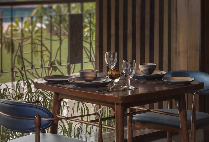 استراحتگاه Kabir Hotel & Spa