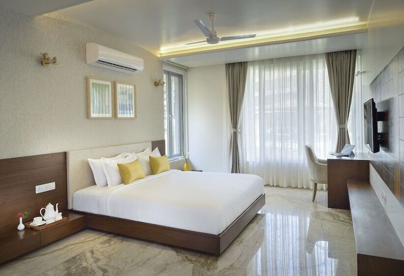استراحتگاه Kabir Hotel & Spa